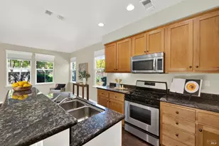 911 Walden Ct, Fairfield, CA 94533 - Photo 22