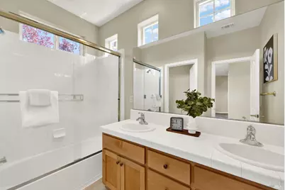 911 Walden Court, Fairfield, CA 94533 - Photo 32