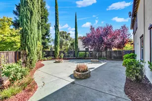 911 Walden Ct, Fairfield, CA 94533 - Photo 48