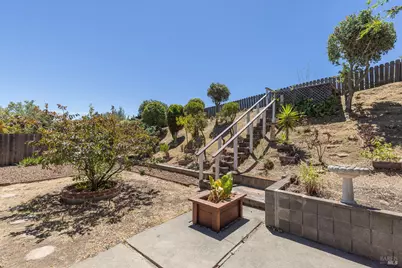 315 Barcelona Street, Vallejo, CA 94591 - Photo 28