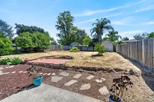 225 Spring St, Napa, CA 94559 - Photo 32