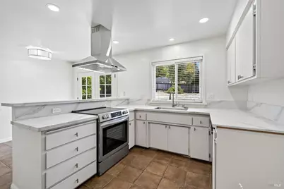 225 Spring Street, Napa, CA 94559 - Photo 14