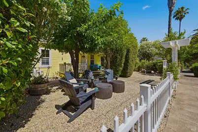 1435 2nd Street, Calistoga, CA 94515 - Photo 2