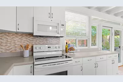 1274 Parkwood Drive, Novato, CA 94947 - Photo 8