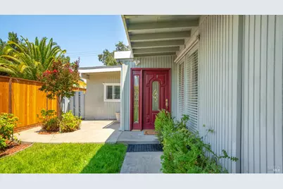 1274 Parkwood Drive, Novato, CA 94947 - Photo 2