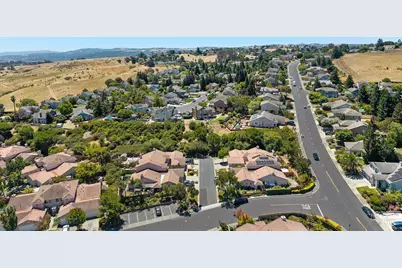 386 Columbia Circle, Benicia, CA 94510 - Photo 34