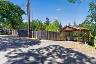 9312 Champs De Elysees, Forestville, CA 95436 - Photo 38