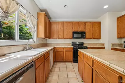 4113 Cedar Creek Court, Fairfield, CA 94534 - Photo 28