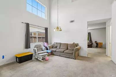 4113 Cedar Creek Court, Fairfield, CA 94534 - Photo 8
