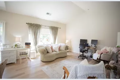 827 Glen Miller Drive, Windsor, CA 95492 - Photo 12