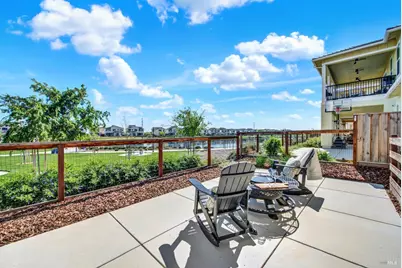 2456 Shore Vista, Fairfield, CA 94533 - Photo 2