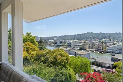 28 Marina Court Drive, San Rafael, CA 94901 - Photo 8