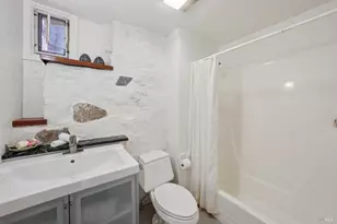 28 Marina Ct Dr, San Rafael, CA 94901 - Photo 36