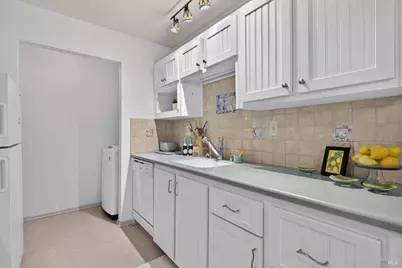 8201 Camino Colegio Drive #57, Rohnert Park, CA 94928 - Photo 16