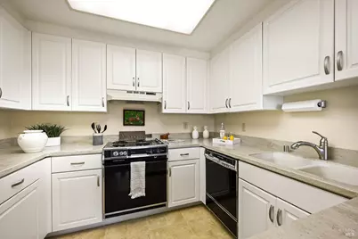 100 Thorndale Drive #343, San Rafael, CA 94903 - Photo 8
