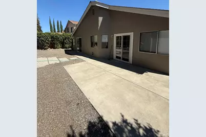 462 Danbury Circle, Vacaville, CA 95687 - Photo 2