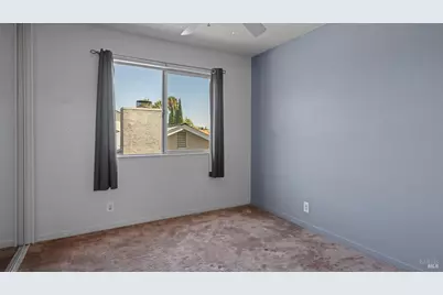 393 Limerick Way, Vacaville, CA 95688 - Photo 30