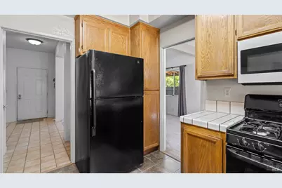 393 Limerick Way, Vacaville, CA 95688 - Photo 18