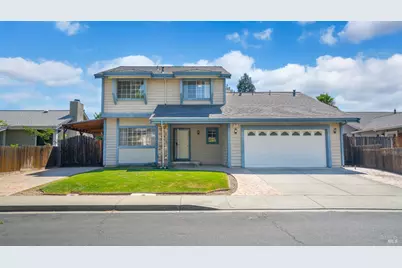 393 Limerick Way, Vacaville, CA 95688 - Photo 4