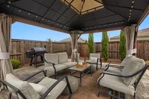 625 Honey Bee Rd, Dixon, CA 95620 - Photo 32