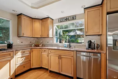 24 Plata Court, Novato, CA 94947 - Photo 8