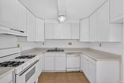 1006 Buchanan Street, Fairfield, CA 94533 - Photo 10