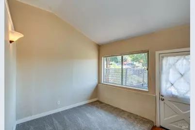 47 Buena Vista Street, Benicia, CA 94510 - Photo 2