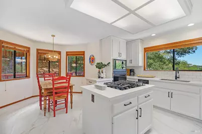 175 Grandview Avenue, Novato, CA 94945 - Photo 4