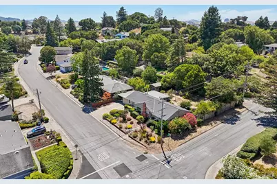 1205 Schuman Lane, Petaluma, CA 94952 - Photo 54