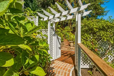 230 Miller Avenue, Mill Valley, CA 94941 - Photo 36