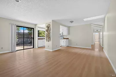 243 Theresa Court, Healdsburg, CA 95448 - Photo 2