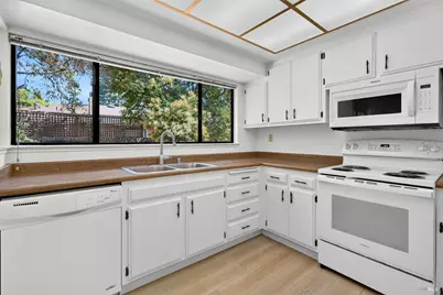 243 Theresa Court, Healdsburg, CA 95448 - Photo 6