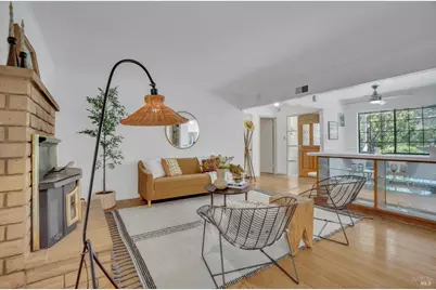 385 Lakeview Drive, Napa, CA 94559 - Photo 16