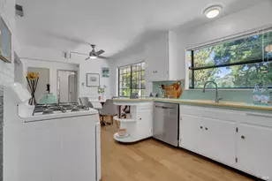 385 Lakeview Dr, Napa, CA 94559 - Photo 12