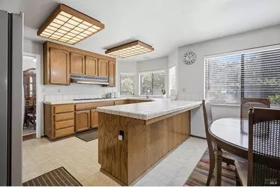 590 Wellfleet Drive, Vallejo, CA 94591 - Photo 12