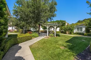 530 Entrada Dr, Novato, CA 94949 - Photo 1