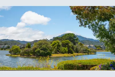 58 Bedford Cove, San Rafael, CA 94901 - Photo 1