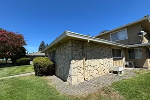 2472 Plata Ct, Santa Rosa, CA 95403 - Photo 20