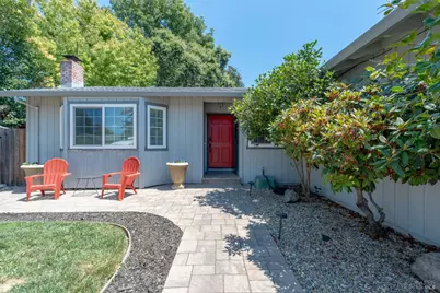 2342 Baggett Court, Santa Rosa, CA 95401 - Photo 2