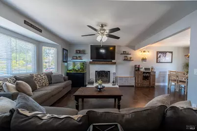 2342 Baggett Court, Santa Rosa, CA 95401 - Photo 8