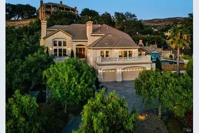 1176 Castle Oaks Drive, Napa, CA 94558 - Photo 2