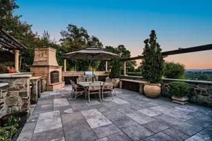 1176 Castle Oaks Dr, Napa, CA 94558 - Photo 14