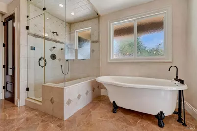 1176 Castle Oaks Drive, Napa, CA 94558 - Photo 46