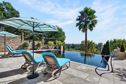 1176 Castle Oaks Drive, Napa, CA 94558 - Photo 10