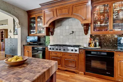 1176 Castle Oaks Drive, Napa, CA 94558 - Photo 36