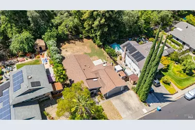 226 N Alamo Drive, Vacaville, CA 95688 - Photo 44