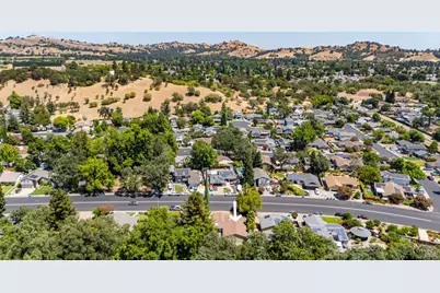 226 N Alamo Drive, Vacaville, CA 95688 - Photo 48