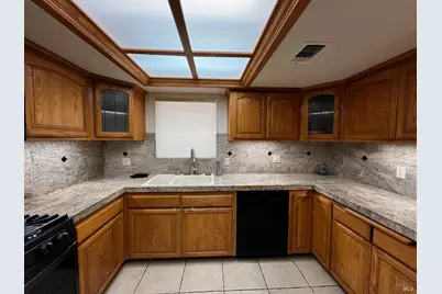 625 Cypress Street, Dixon, CA 95620 - Photo 2