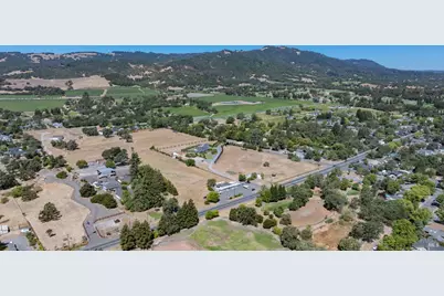 1050 Craig Avenue, Sonoma, CA 95476 - Photo 22