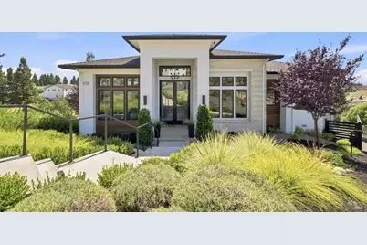3735 Woodbourne Place, Santa Rosa, CA 95403 - Photo 2